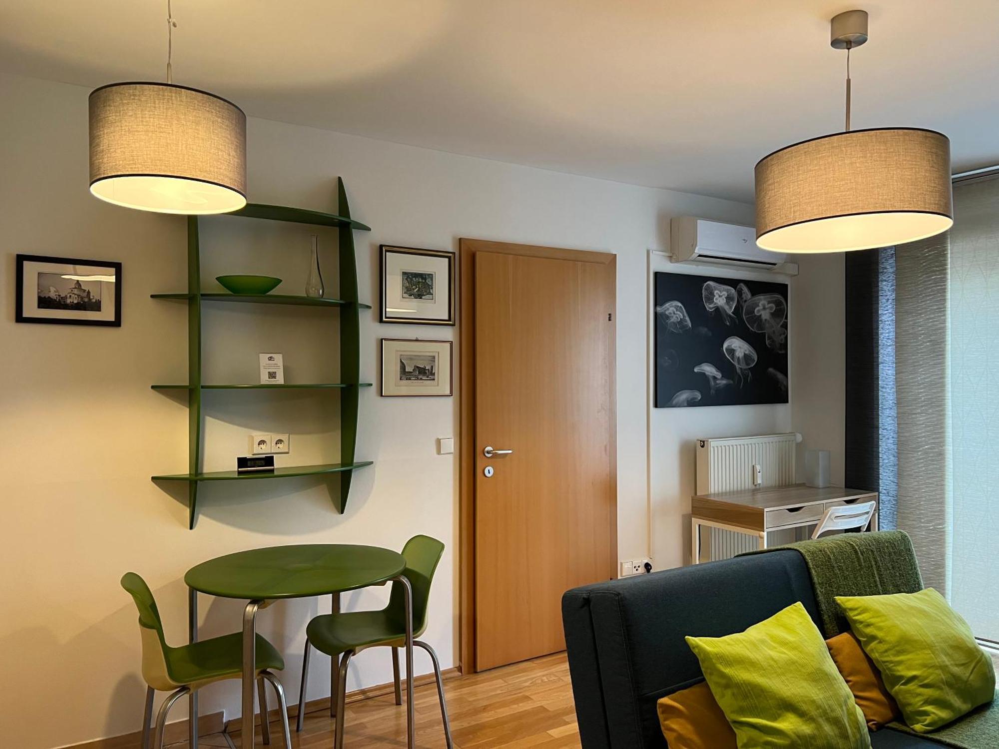 Feels-Like-Home Apt @ Praterstern Wina Bagian luar foto